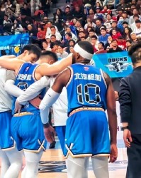 九游娱乐登录入口-继续补强！麦基迟迟不来，首钢寻找新外援，曝俱乐部接触杰佛森