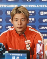 九游娱乐app下载-鲁能主场踢铜梁龙首发预测！全新中卫搭档亮相，王大雷领衔出战